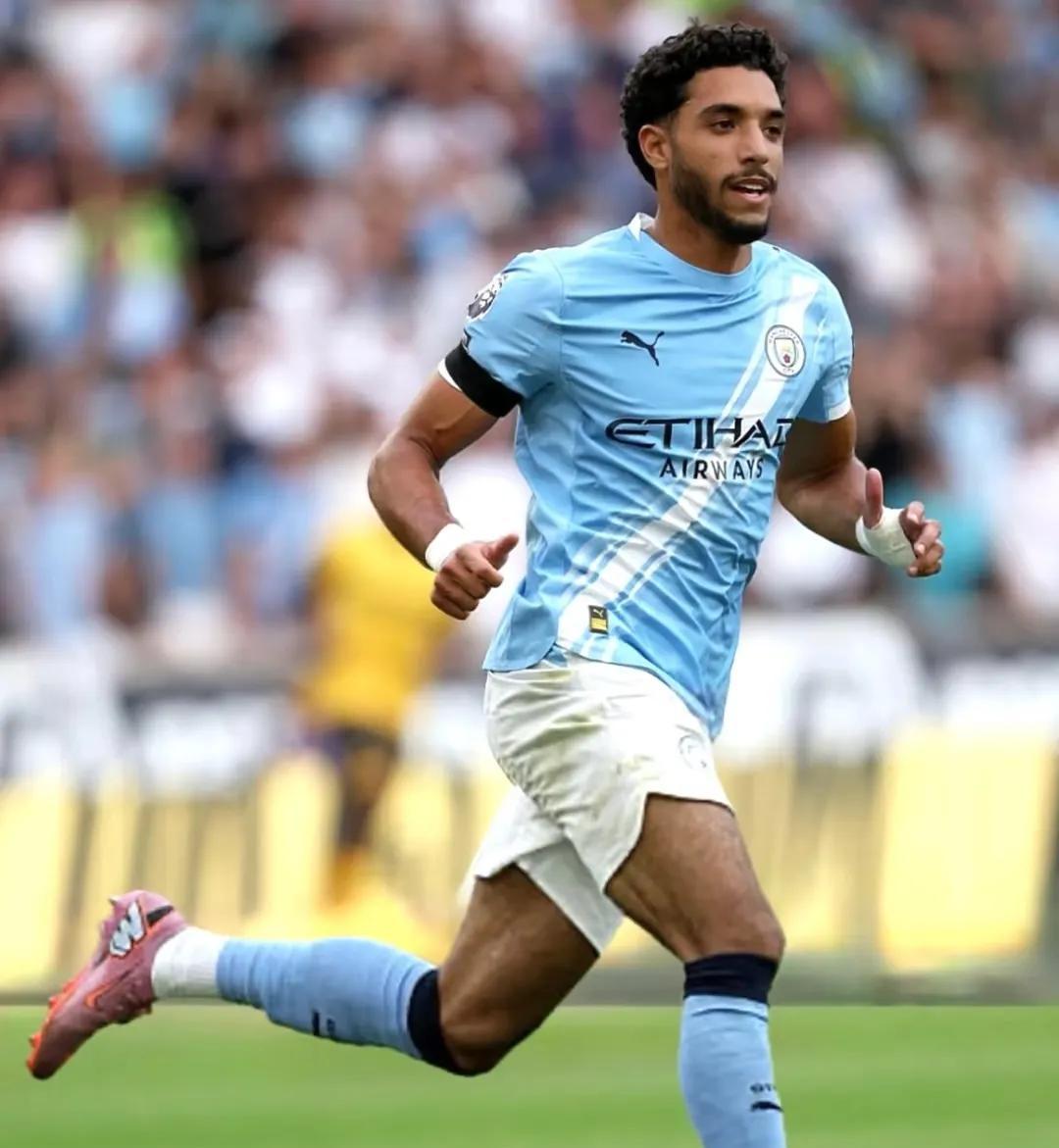 一竞技平台入口-包含离谱！今晚马赛备战中超英超清晨刷纪录，曼联怒砍54分的词条